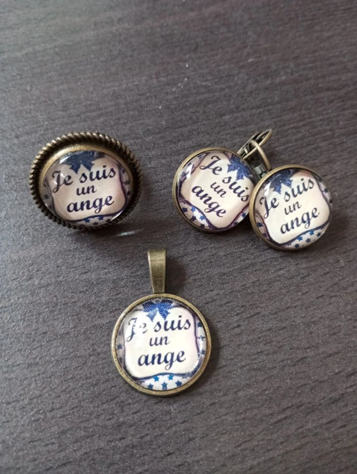 Lot bijoux cabochon