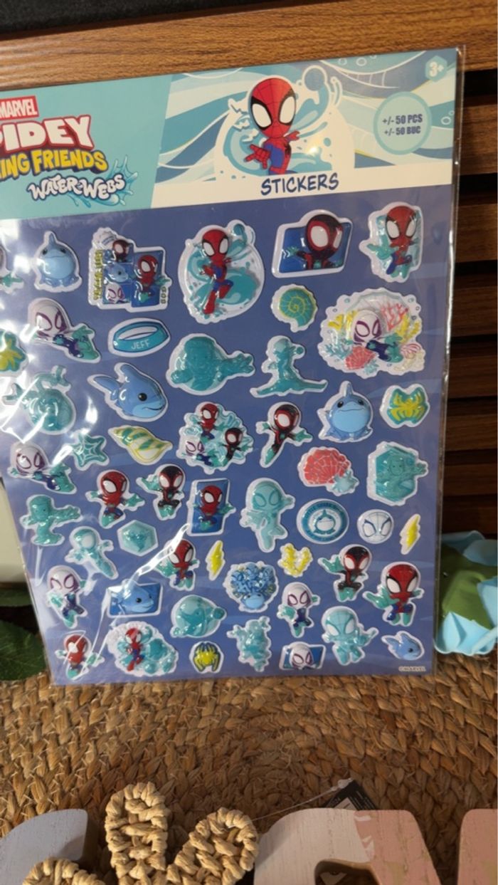 ✨ Lot de stickers Spidey et ses amis extraordinaires 🕷️💙 - photo numéro 2