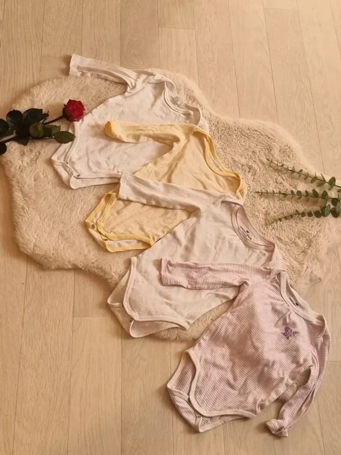 Lot de 4 bodies manches longues