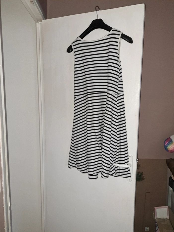 Robe blanche rayée noir bpc - photo numéro 2
