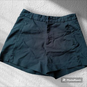 Short noir