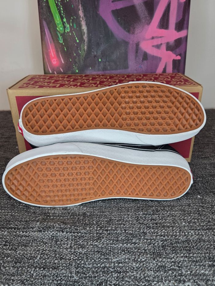 Vans Old Skool – Modèle Cuir, Neuf avec Étiquette - photo numéro 5