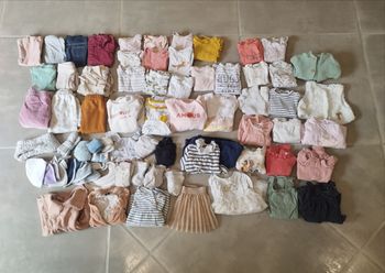 Lot de vêtements fille 6 mois