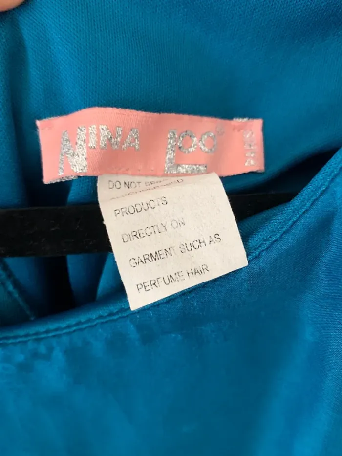🔷 Robe bleu canard en dentelle et voile – Détails sequins – Taille 40 - photo numéro 5