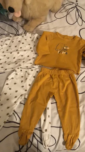 Pyjamas 2 pièces