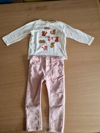 Ensemble haut et pantalon jean rose tbe