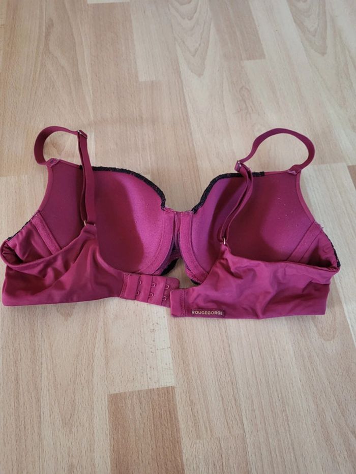 Soutien-gorge - photo numéro 2