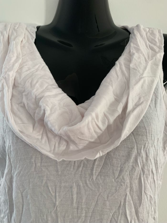 Jolie haut blanc taille S - photo numéro 2
