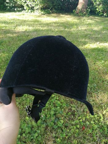 Casque d'equitation en velours noir taille 55