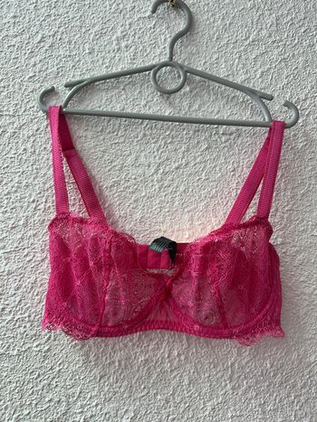 Soutien gorge en dentelle rose 90C