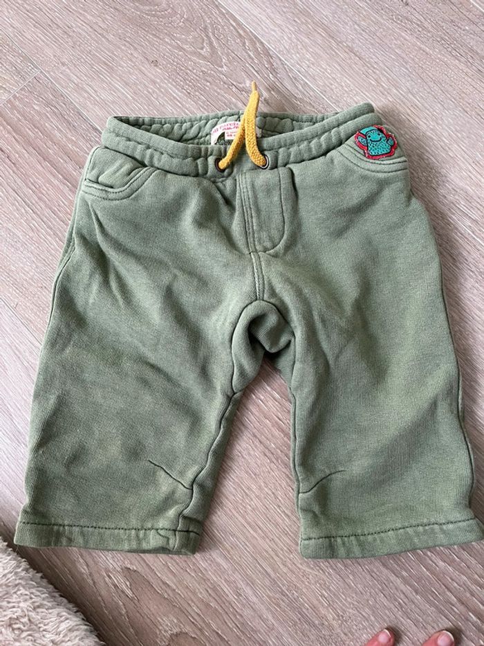 Pantalon 6 mois - photo numéro 4