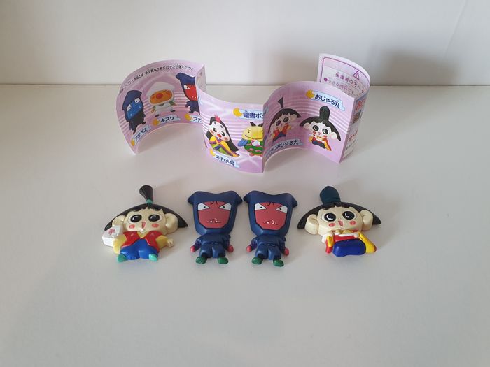 lot de 4 magnet shin chan gashapon