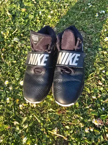 Basket Nike taille 38.5