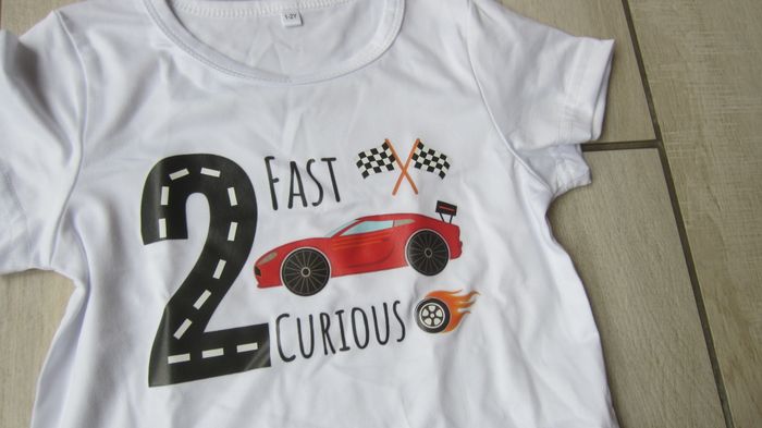 Tee shirt neuf - photo numéro 2