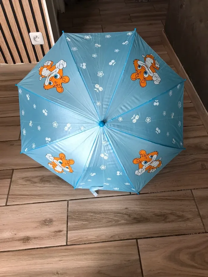Parapluie bleu enfant - photo numéro 5