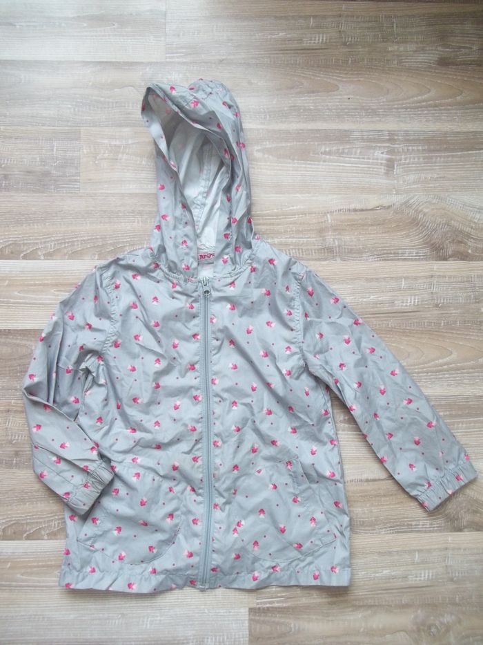 Coupe-vent gris motifs roses NKY 6 ans