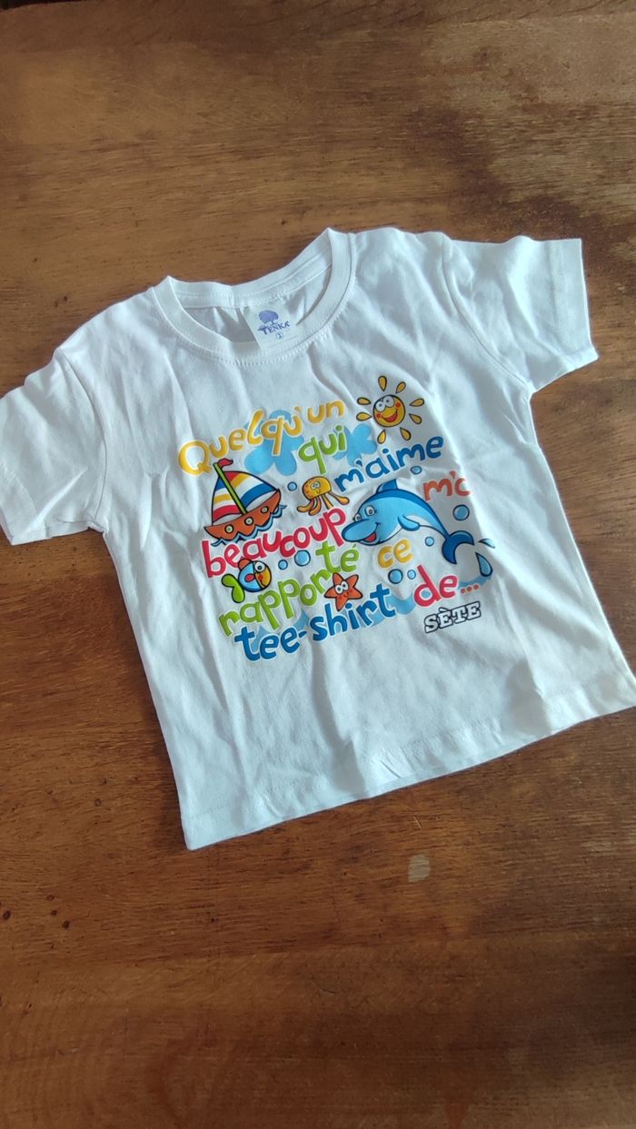 T-shirt Quelqu'un qui m'aime Sète - photo numéro 2