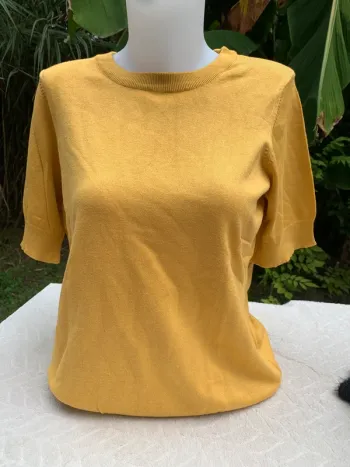 Pull Miller&Monroe taille XL manches courtes moutarde