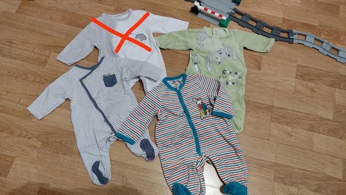Lot 3 pyjamas 3 mois