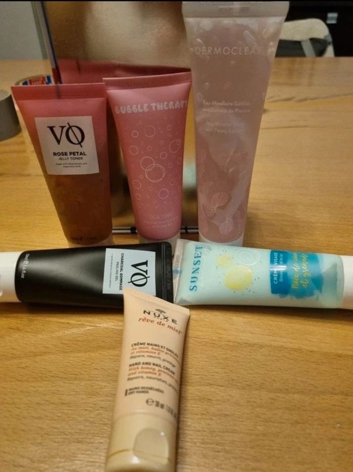 Lot crème et soin visage neuf.