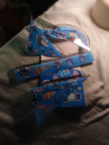 Lots pour la rentrée scolaire stitch