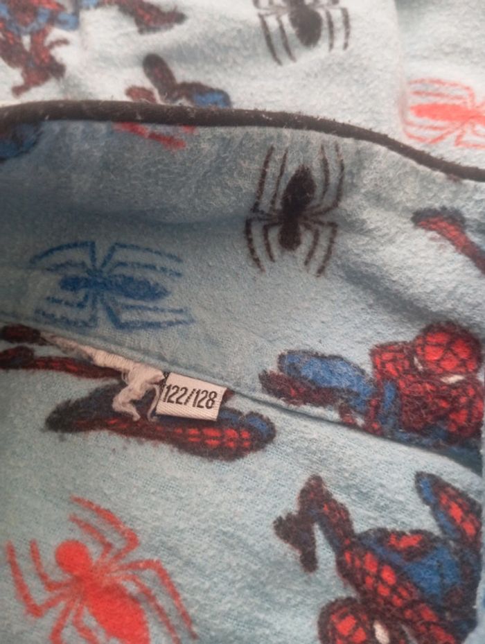 Pyjama spiderman deux pièces taille 6-8 ans - photo numéro 3