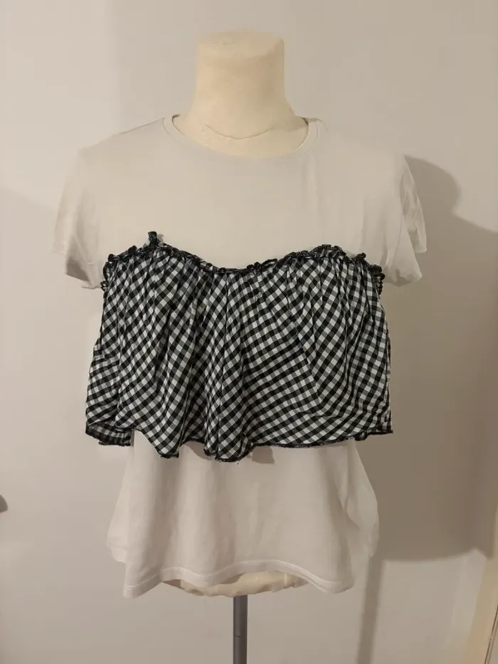 T-shirt blanc avec détail vichy