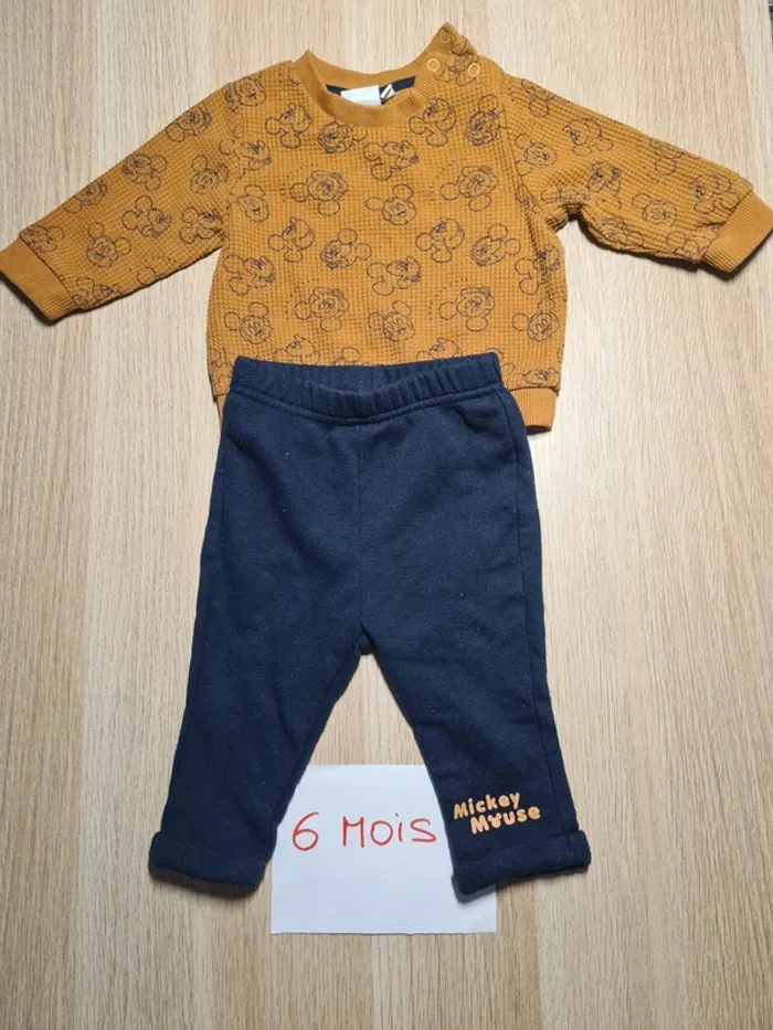 Ensemble mickey