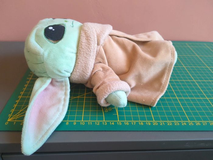 peluche Star wars bébé yoda - photo numéro 4
