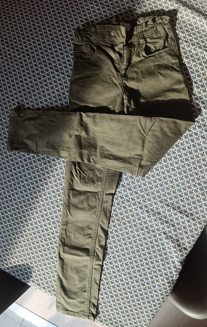 Lot jean /pantalons garçons 9/10 ans - photo numéro 4