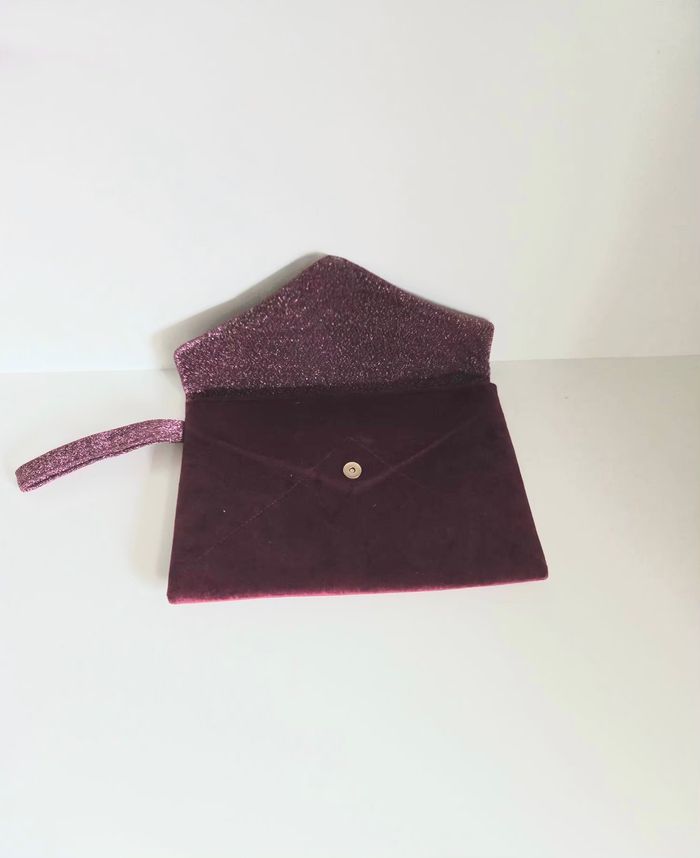 💜 Pochette en velours/suédine pour soirée - My Little Box x MAC - photo numéro 3