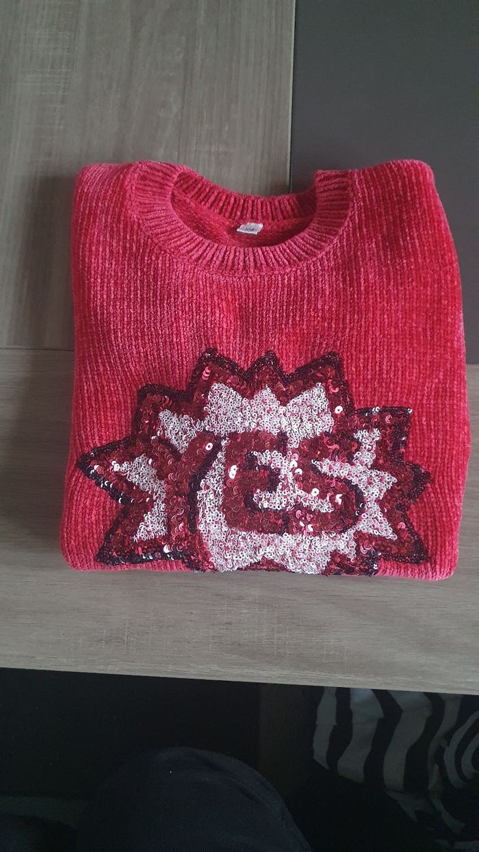 Pull pailletée - photo numéro 2
