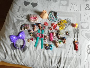 Lot jeux, poupée lol,..