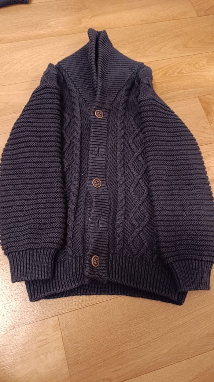 Vêtements garçons taille 36 mois 90/97 cm - photo numéro 10