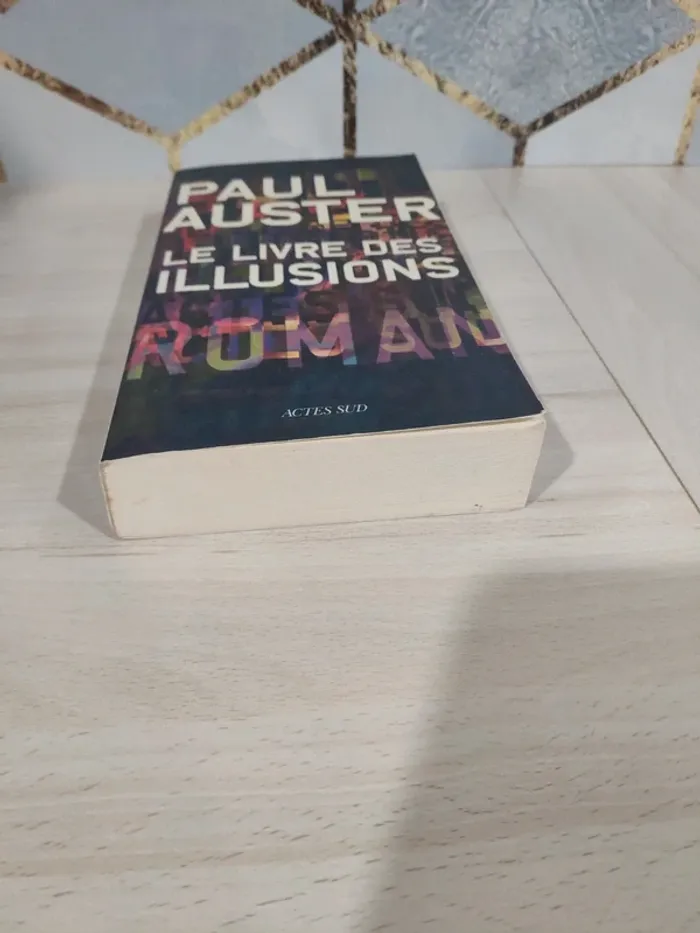 Livre grand format Auster livre des illusions actes sud - photo numéro 3