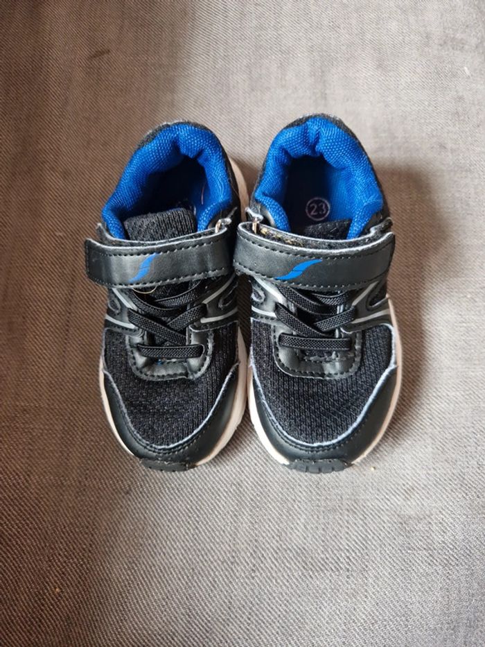 Baskette noir en tissus bébé