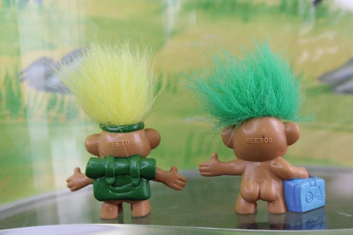 Lot figurines trolls en vacances - photo numéro 8