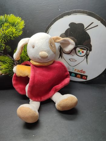 doudou et compagnie chien hugo ancien rouge beige cape tâche rond jaune Maison
