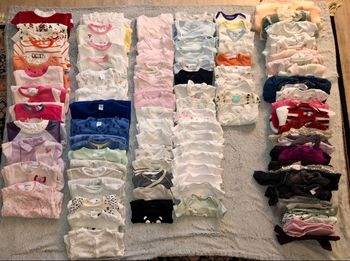 Grand lot vêtements bébé fille 1 mois – NEUFS ++ & complets