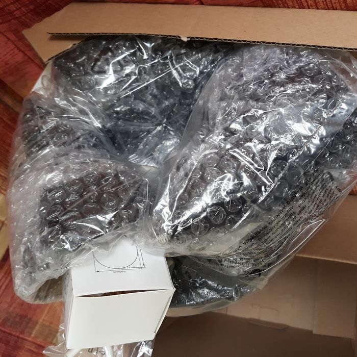 faby27800 Plafonnier 3 spots orientables à LED -  Neuf - photo numéro 3