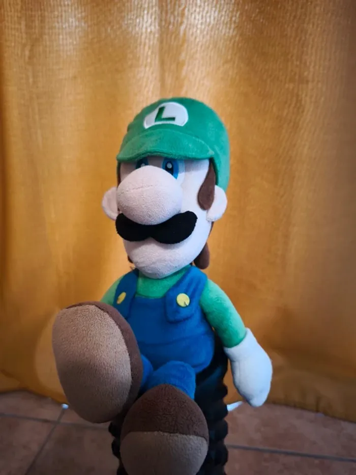 Peluche Luigi