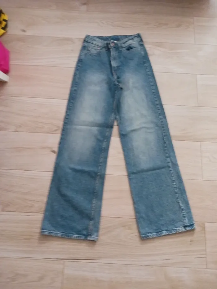 Jean femme bleu H&M Taille 36 denim taille haute Wide regular fit