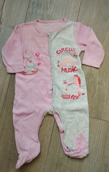 Pyjama circus 3 mois