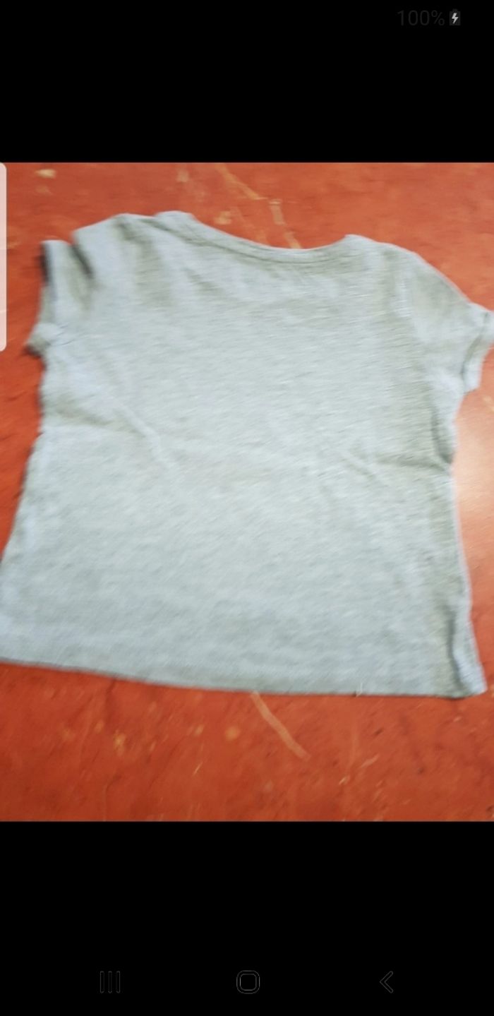 T. Shirt fille taille 3 ans - photo numéro 3