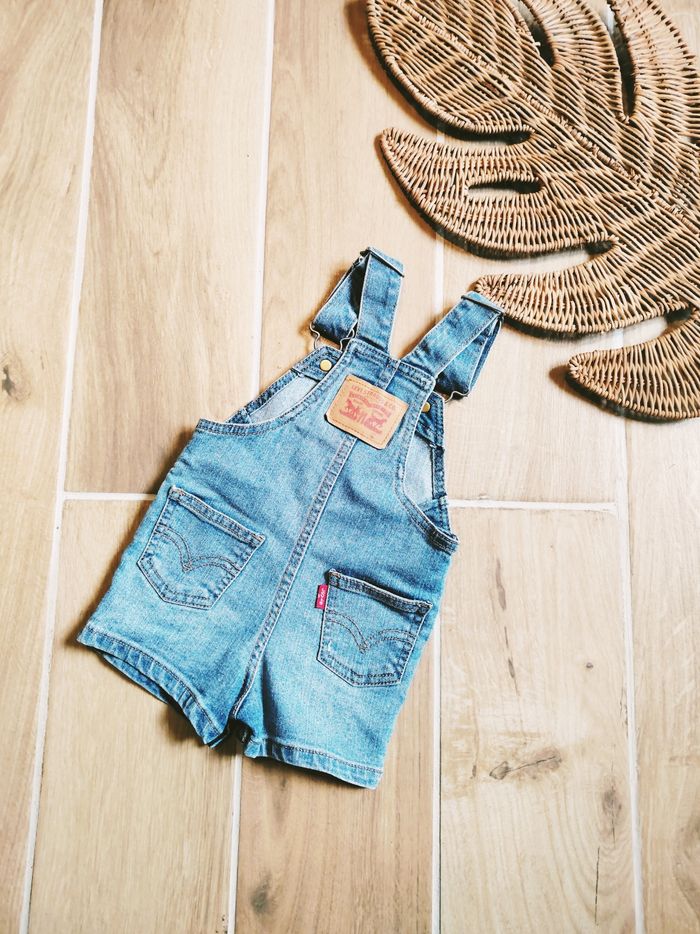 👖Levi's Strauss - Salopette en jean bleu mixte fille/garçon modèle Shortall -taille 3mois - photo numéro 2