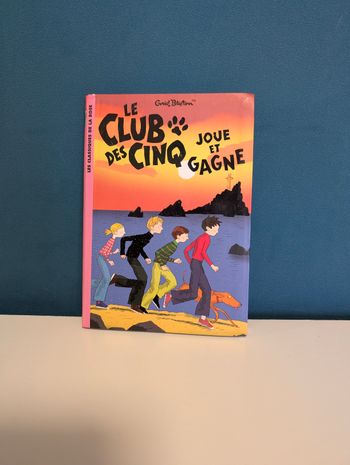 Livre le club des cinq