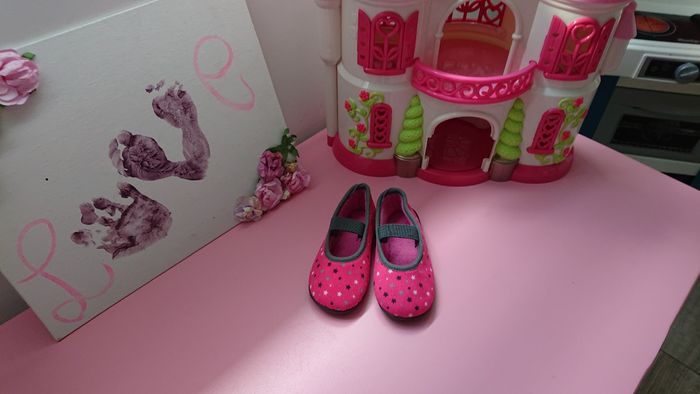 Chaussons rose taille 23