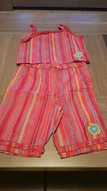 Ensemble débardeur, pantalon léger et chapeau fille