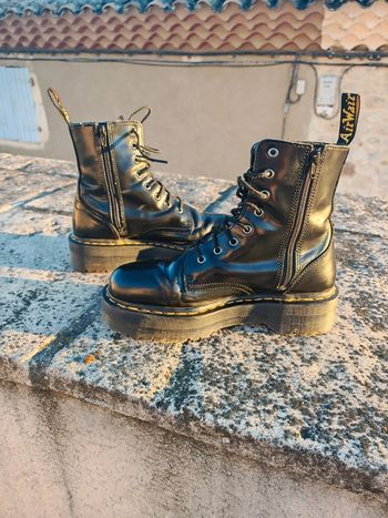 Bottes Dr. Martens Jadon en cuir  noir, taille 42.