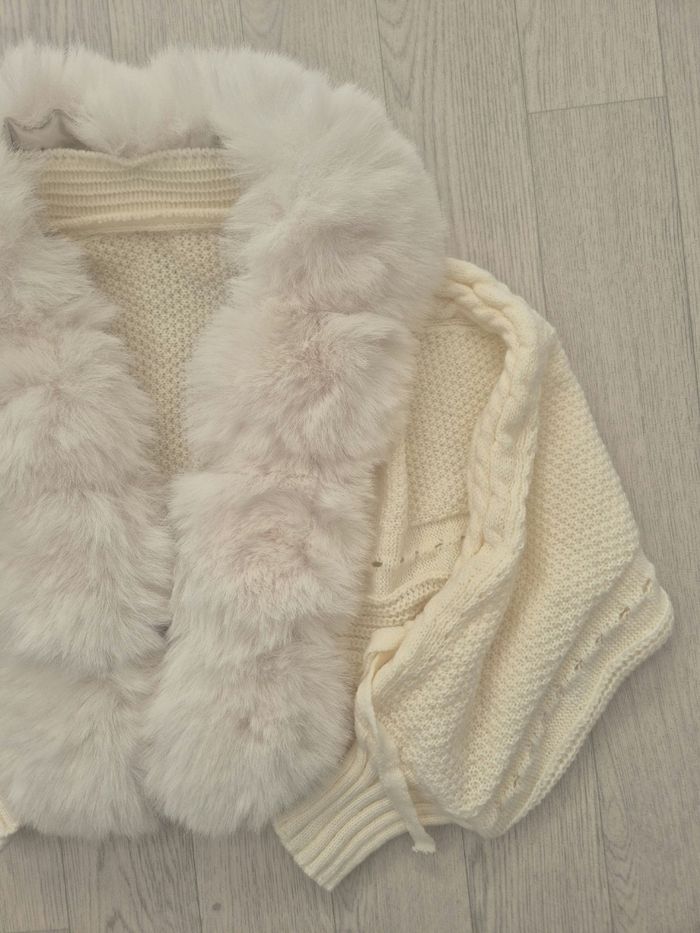 Cardigan Crème a fourrure - photo numéro 3